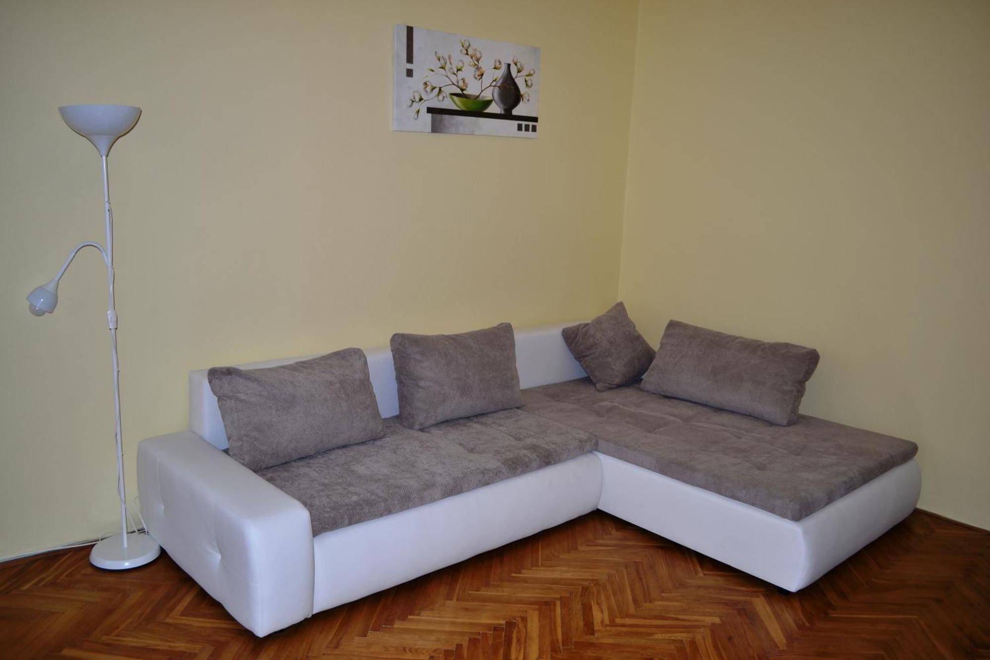 Sunflower 2Bdr Flat By Ruterra Prag Eksteriør billede