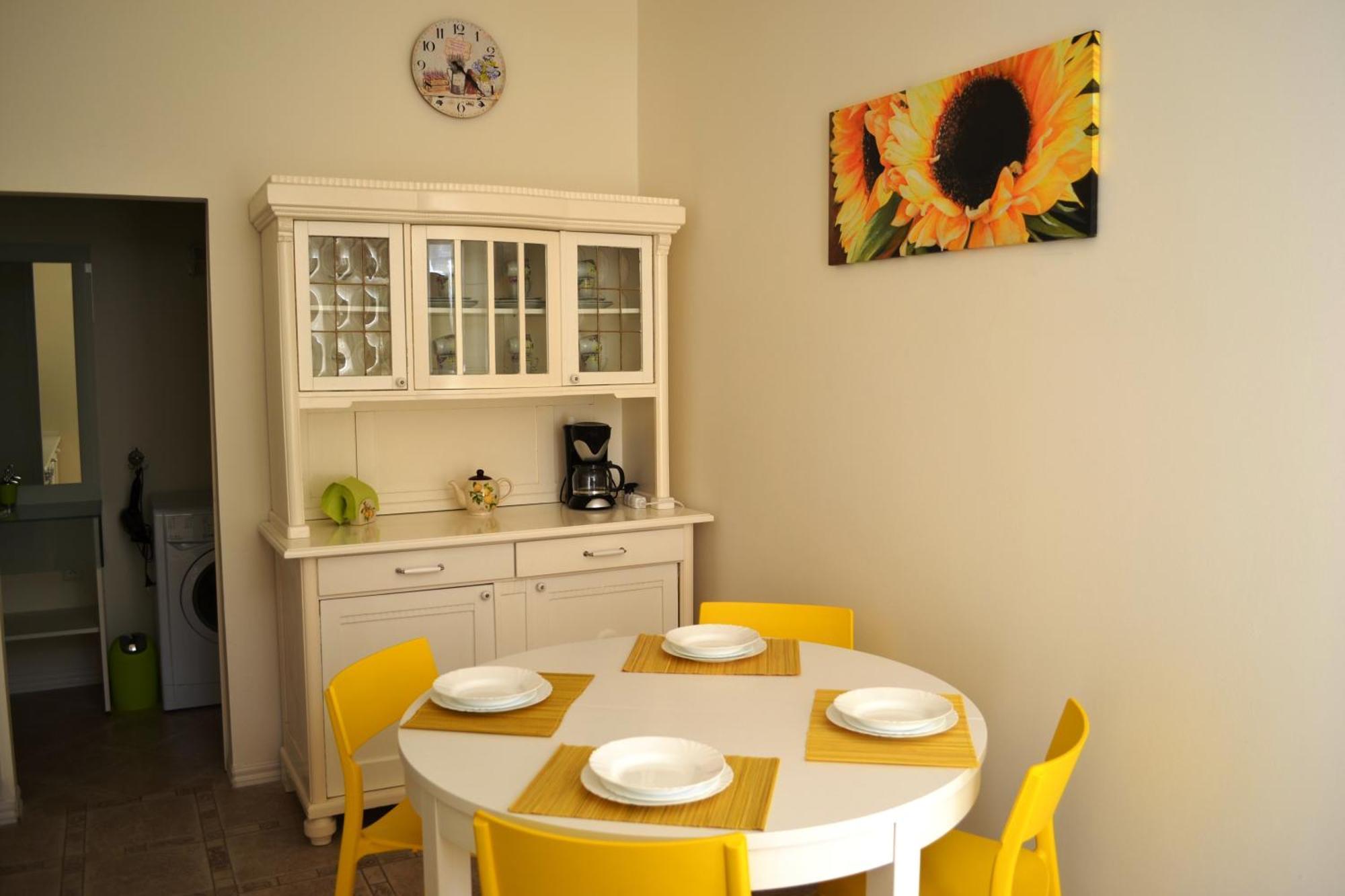 Sunflower 2Bdr Flat By Ruterra Prag Eksteriør billede